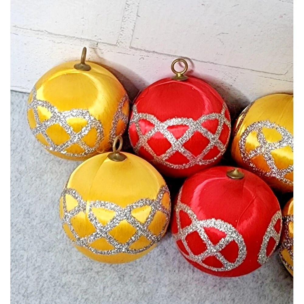 Vtg Red Yellow Satin Silk‎ Spun Round Ball Ornaments Glitter 2.5